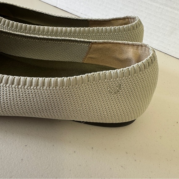 Vivaia Aria 2.0 Mint Gray Pointed Toe Ballet Flat Comfort Shoes Size 37.5 - Picture 6 of 16
